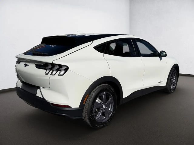 Ford Mustang Mach-E Extended range