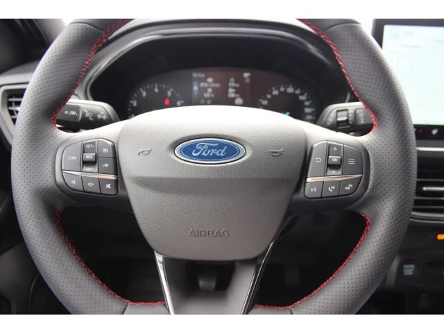 Ford Focus ST Line Wagon