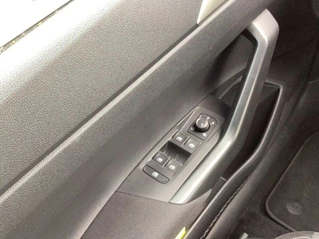 Volkswagen Taigo 1.0 TSI DSG Move