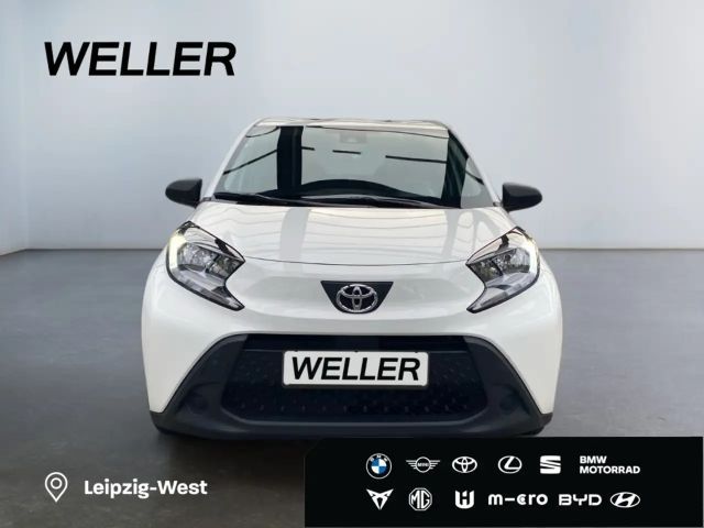 Toyota Aygo X Hatchback Play X-play