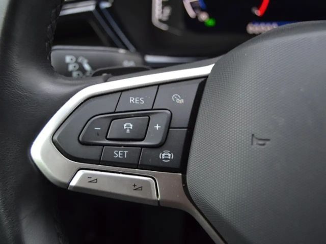 Volkswagen Touran 1.5 TSI DSG Highline Style