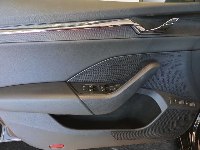 Skoda Octavia 1.4 TSI Combi iV