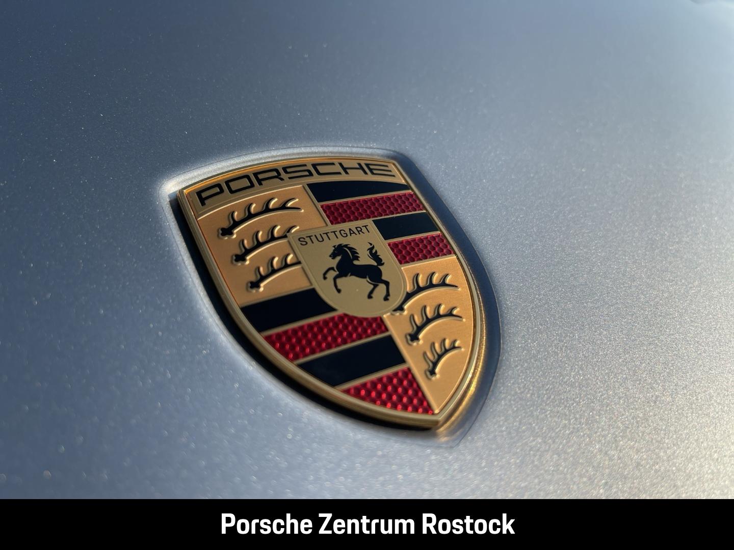 Porsche 911 992 Cabriolet Carrera GTS