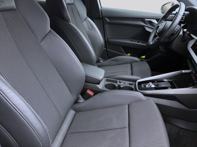 Audi A3 30 TDI S-Tronic Sedan