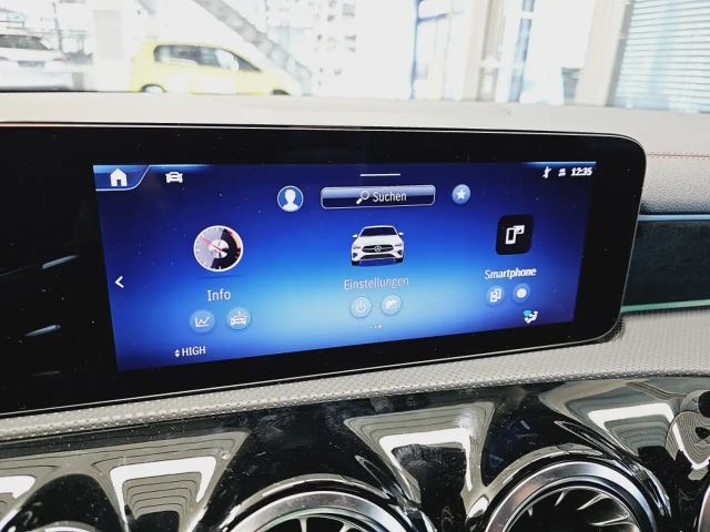 Mercedes-Benz CLA 250 AMG Line