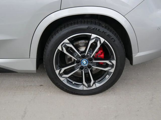 BMW iX1 xDrive30