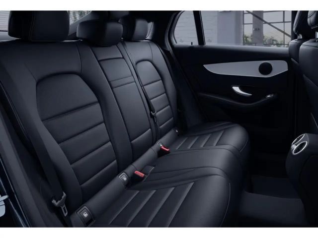 Mercedes-Benz GLC 300 4MATIC AMG Line Coupé