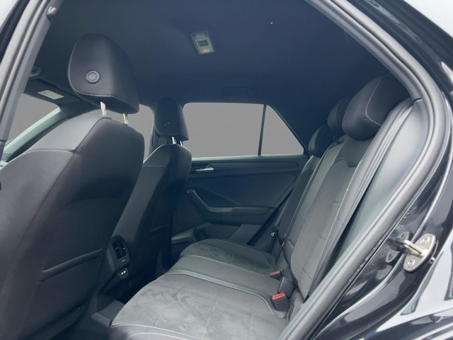Volkswagen T-Roc 1.5 TSI DSG R-Line