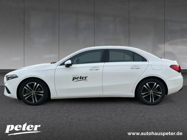 Mercedes-Benz A 180 Progressive