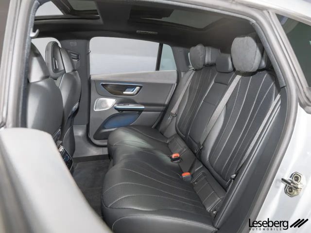 Mercedes-Benz EQE 300 Sedan