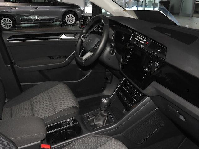 Volkswagen Touran 1.5 TSI DSG R-Line