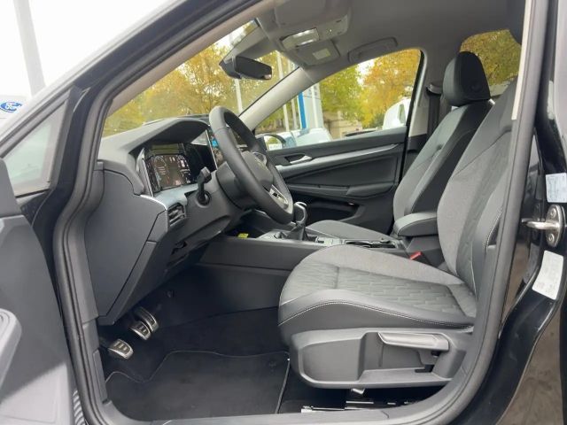 Volkswagen Golf 1.5 TSI Golf VIII
