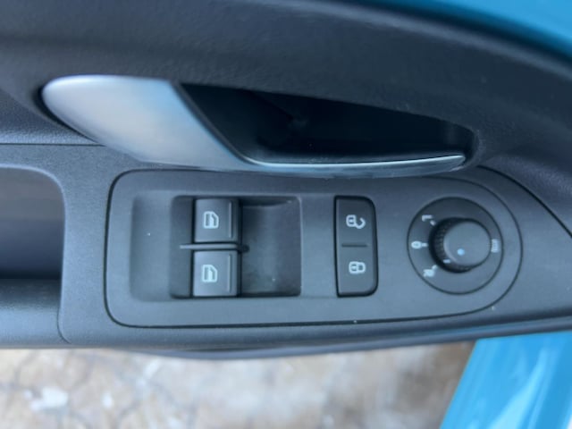 Volkswagen e-up! Max