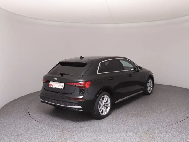 Audi A3 30 TFSI Sedan