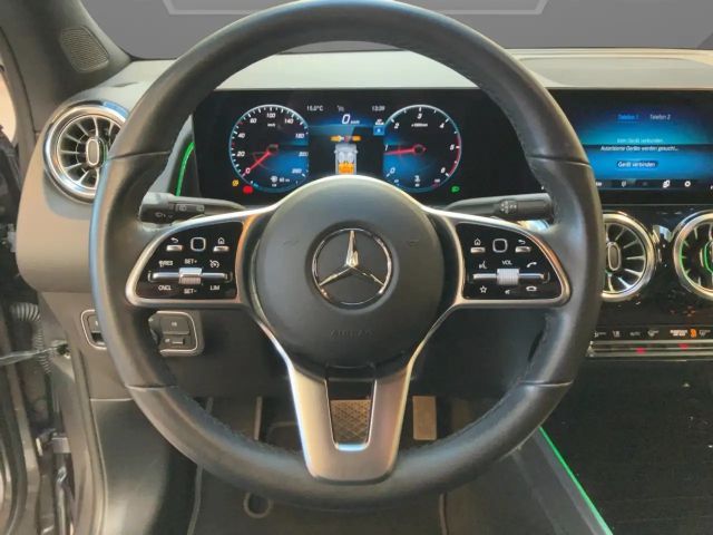 Mercedes-Benz GLB 200 4MATIC GLB 200 d