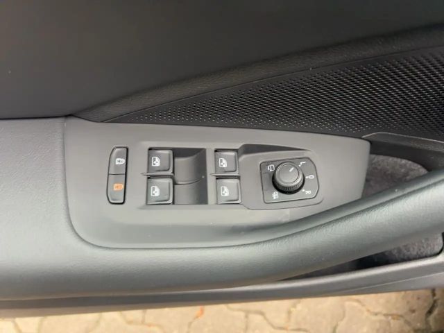 Volkswagen Passat 2.0 TDI Business DSG Variant