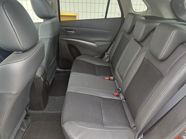 Suzuki S-Cross AllGrip Flash Hybrid