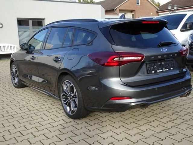 Ford Focus ST Line Wagon
