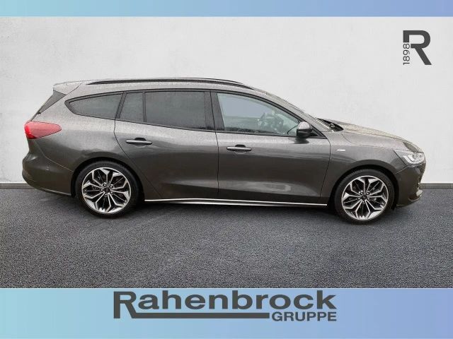 Ford Focus ST Line Wagon