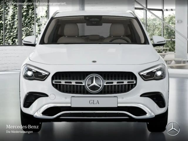 Mercedes-Benz GLA 220 4MATIC Progressive