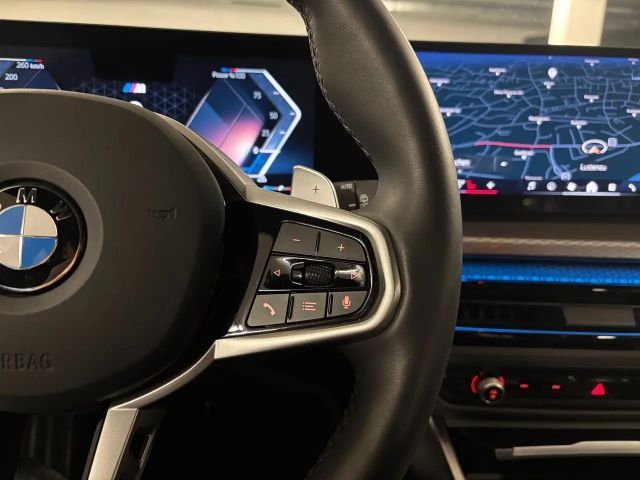 BMW 330 330i Touring xDrive