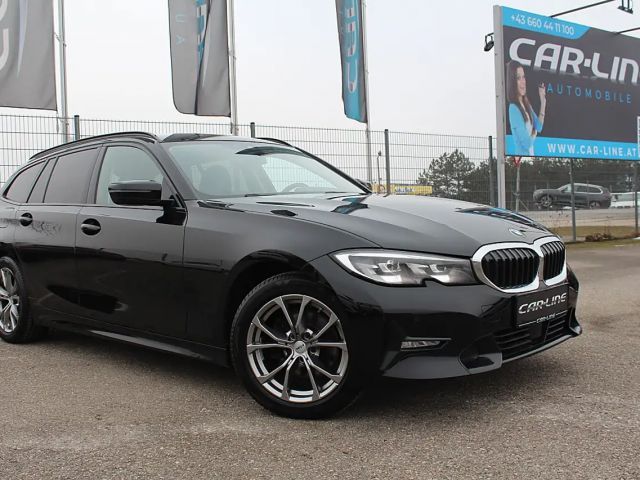 BMW 320 320d Sport Line Touring xDrive