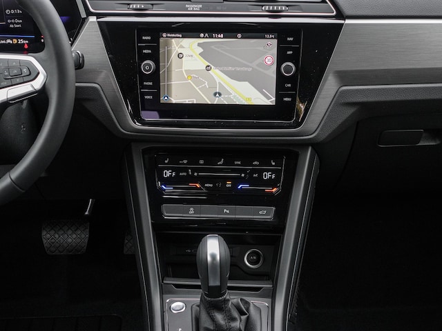 Volkswagen Touran 1.5 TSI DSG