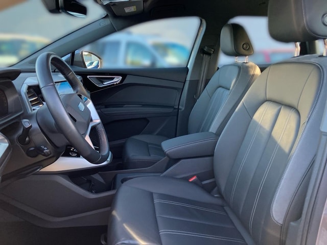 Audi Q4 e-tron SUV 45 e-tron Audi Q4 e-tron