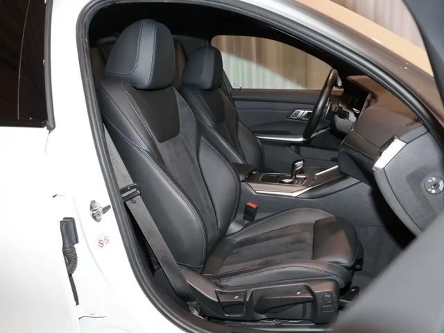 BMW 330 330e M-Sport Touring