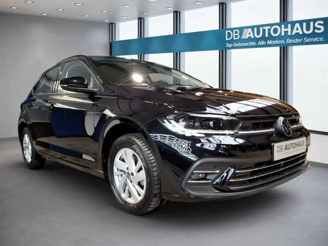 Volkswagen Polo 1.0 TSI DSG Style