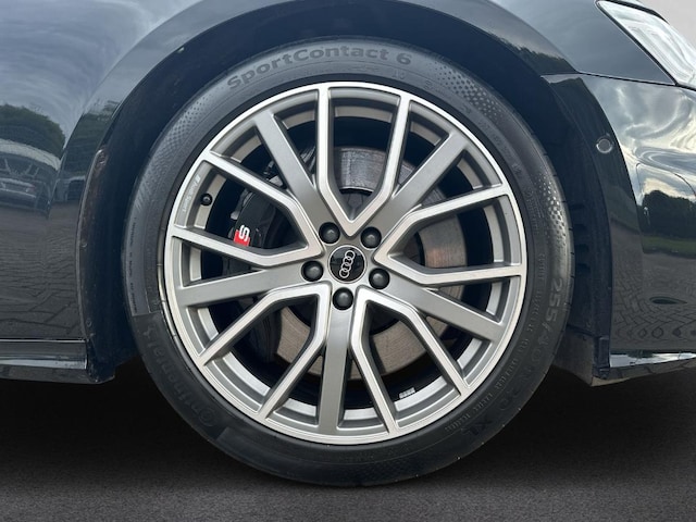 Audi S6 Avant Quattro