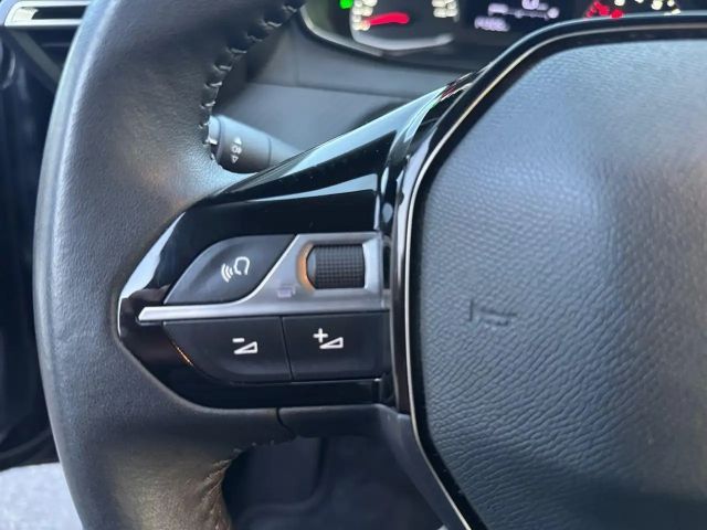 Peugeot 208 Aktive 75, Tempomat + Klima + Bluetooth +USB