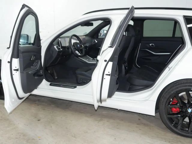 BMW 330 330e M-Sport Touring