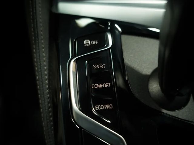 BMW 530 530d M-Sport Sedan xDrive