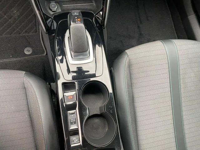 Peugeot E-2008 Allure Pack