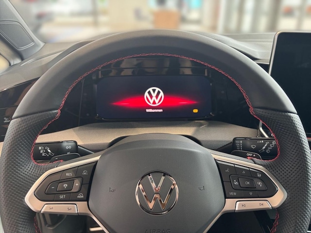 Volkswagen Golf 2.0 TSI Business DSG GTI