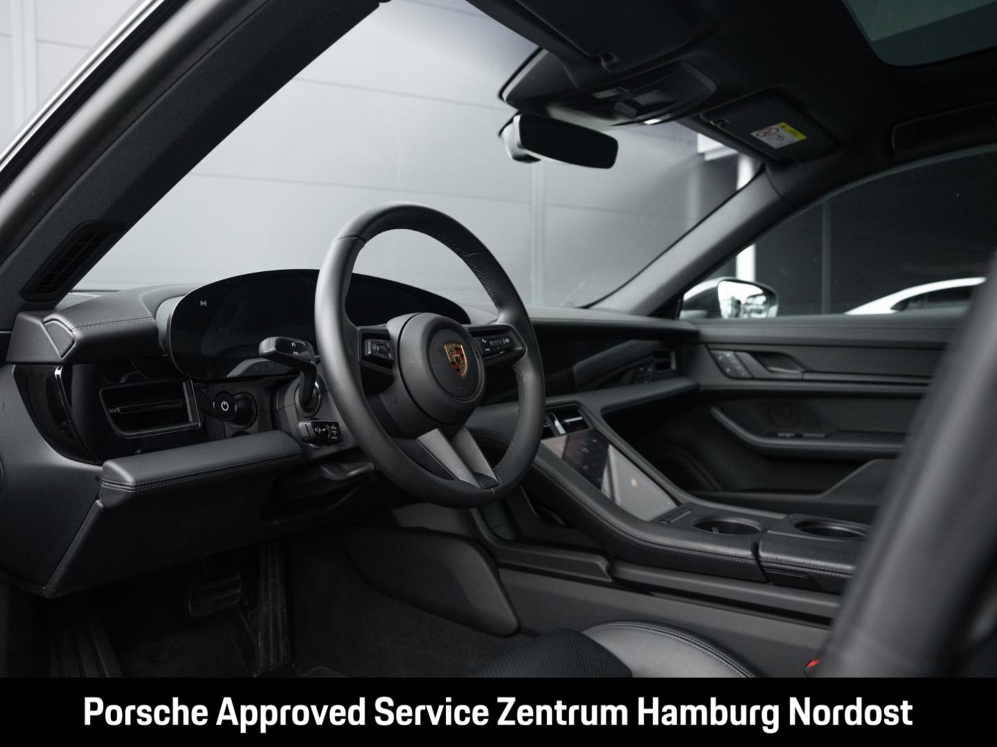 Porsche Taycan 4S Cross Turismo