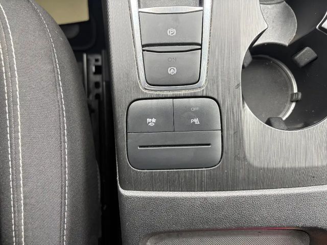 Ford Kuga 4x4 AWD Hybrid Titanium