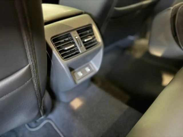 Honda Civic 2.0 Advance Hybrid