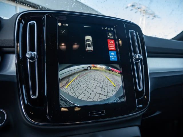 Volvo XC40 Dark Plus