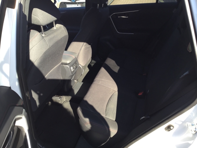 Toyota RAV4 5-deurs Plug-in Technik