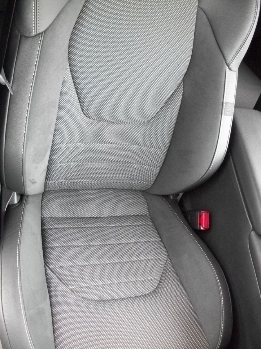 Toyota C-HR 5-deurs Lounge