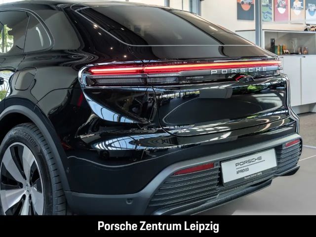 Porsche Macan Bose AHK ACC Panorama 4xSitzheizung