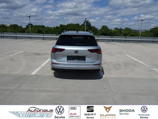 Volkswagen Golf DSG R-Line