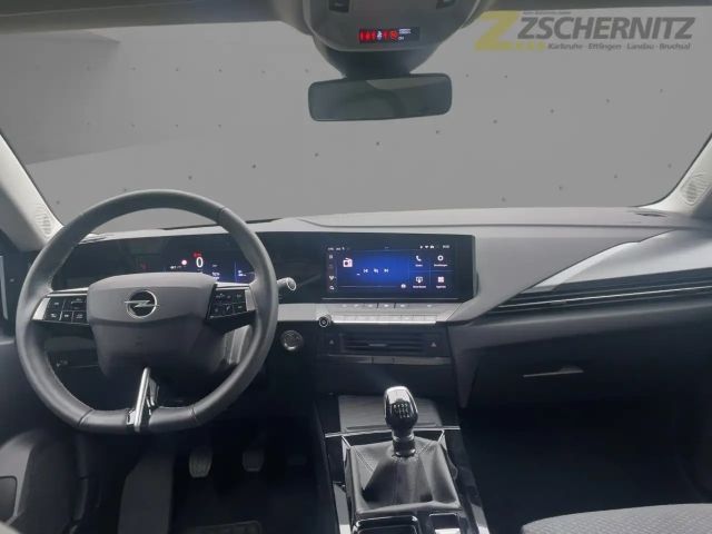 Opel Astra 1.2 Turbo Enjoy Turbo