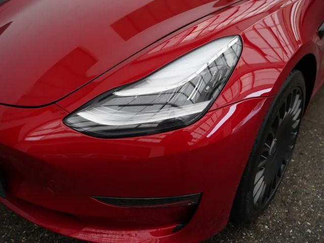 Tesla Model 3 AWD Long Range