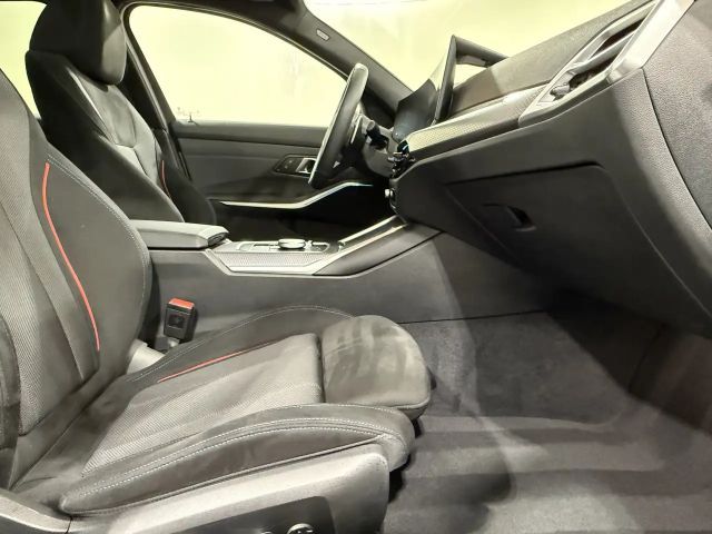 BMW 330 330e M-Sport Touring