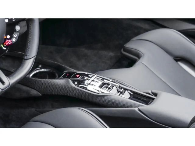 Ferrari 296 *Carbon+LED*Lift*Racing-Livery*Racingsitze*HiFi*