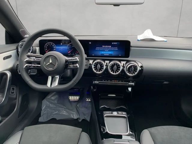 Mercedes-Benz CLA 180 Coupé