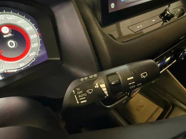 Nissan Qashqai Black Editon 190PS e-Power /NAVI/SHZ/PANO/HEAD-UP